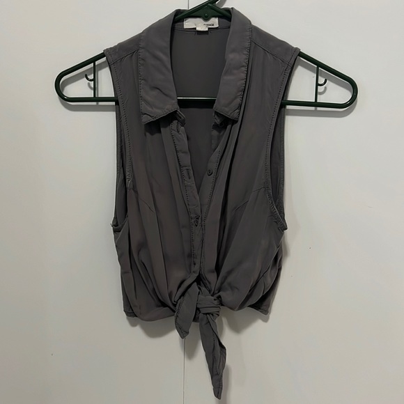 Garage Crop Collared Top - Picture 1 of 2